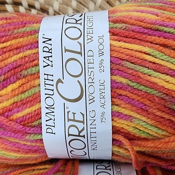 Plymouth Encore Colorspun 400 Yds Variegated Pink Orange Green Acrylic Wool Yarn - Picture 3 of 5